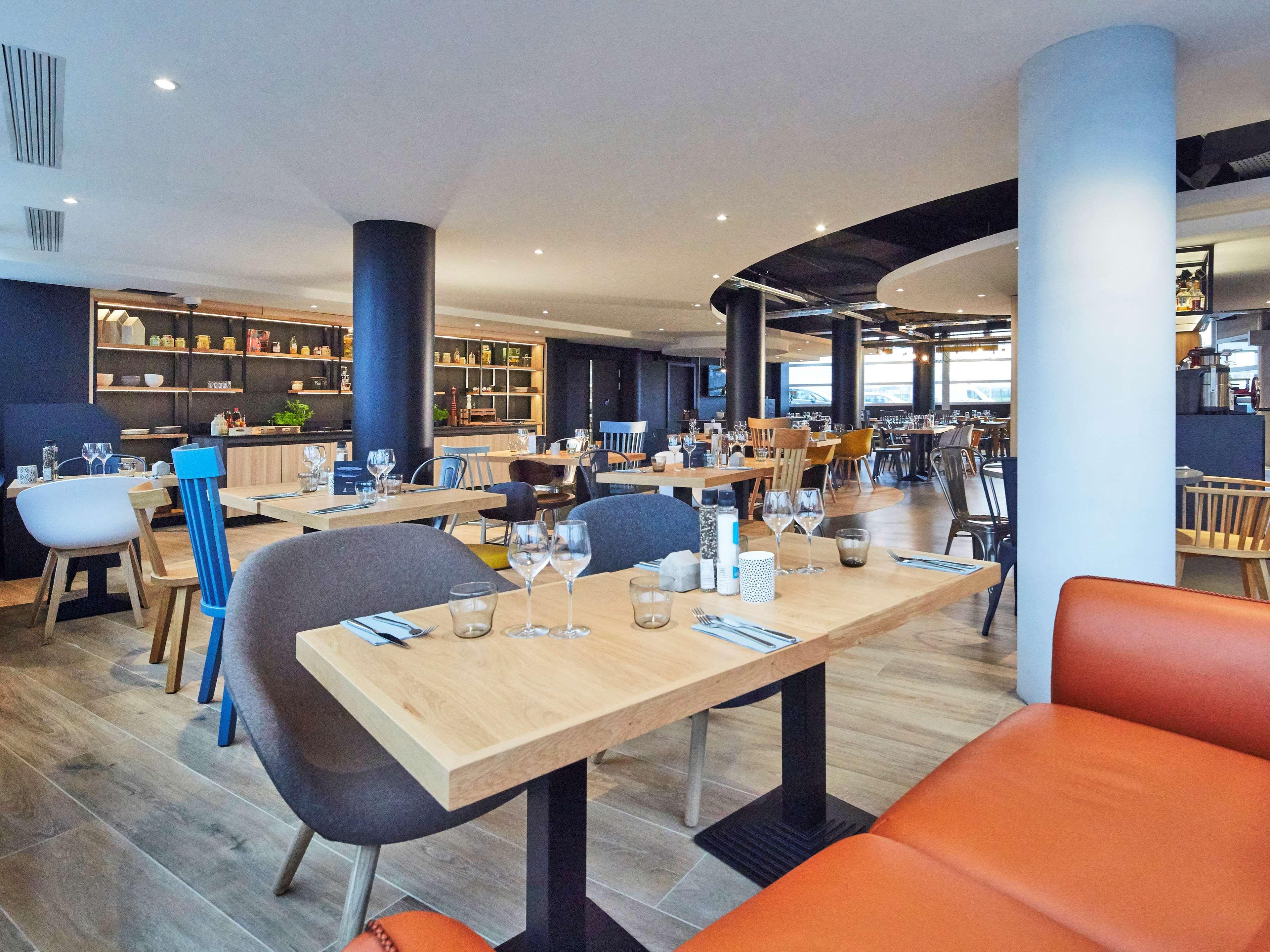 Radisson Hotel Paris Ле-Бурже Экстерьер фото