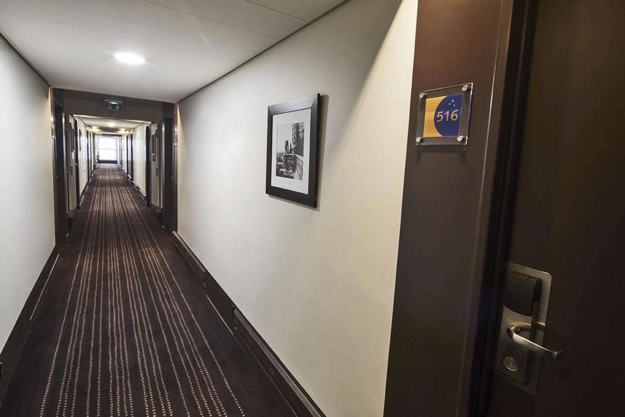Radisson Hotel Paris Ле-Бурже Экстерьер фото