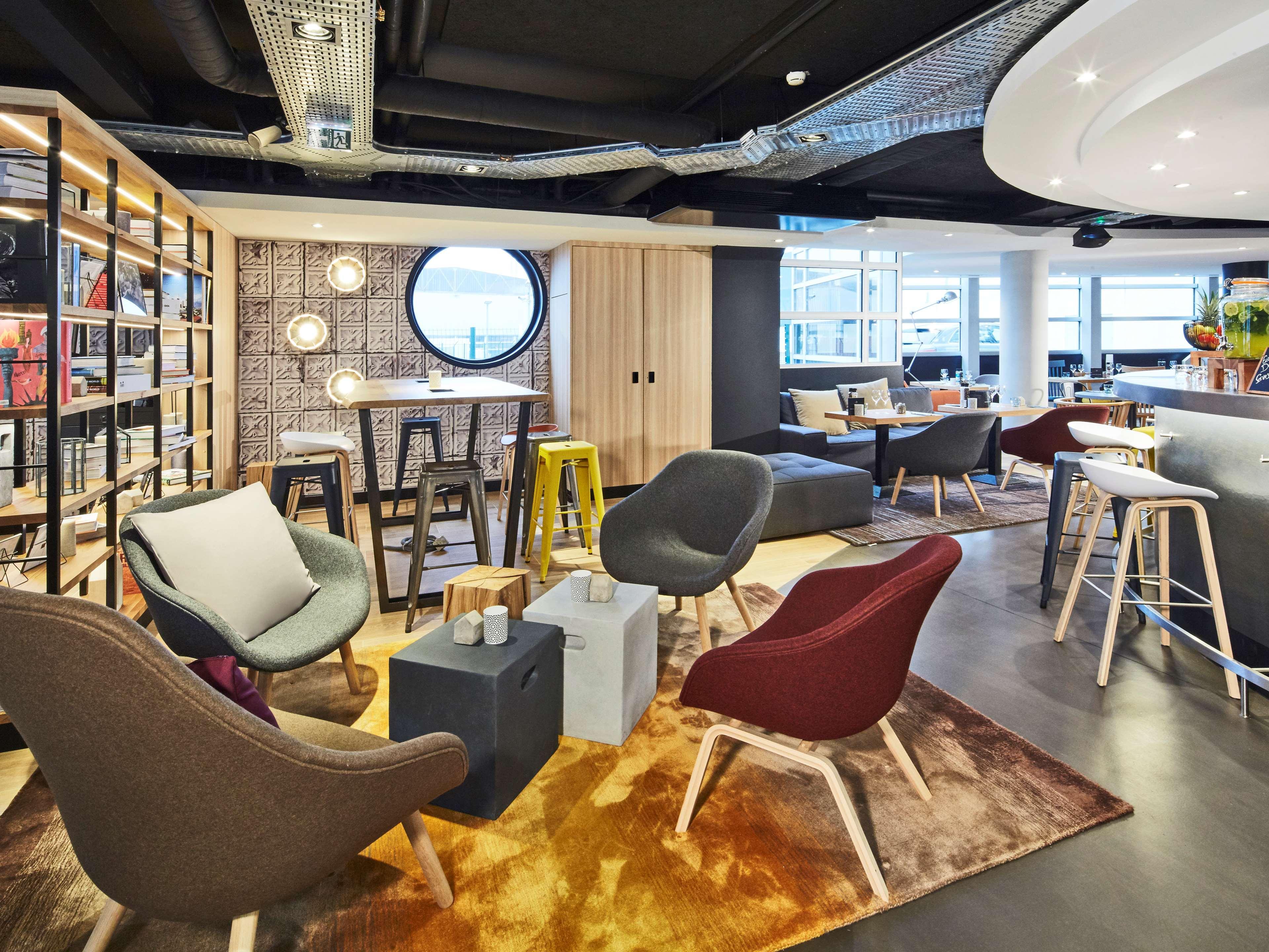 Radisson Hotel Paris Ле-Бурже Экстерьер фото